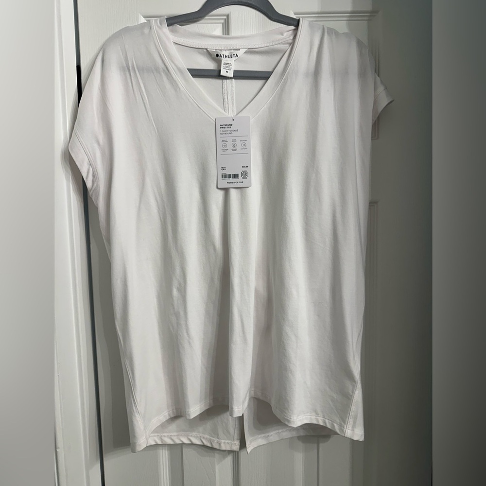 Athleta outbound twist tee